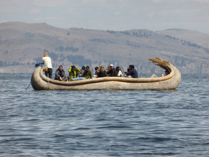 The luxury canoe out from the floating islands