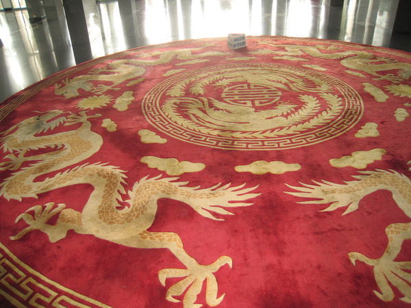 Super cool dragon carpet