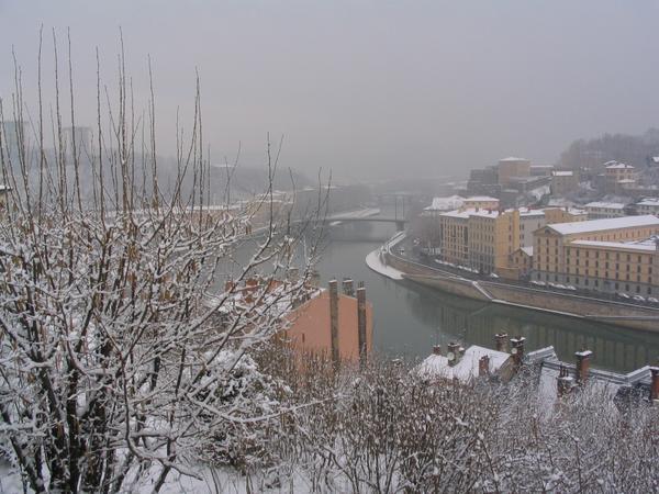 il neige a Lyon--Wow!