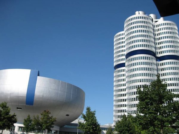 BMW Headquarters :Plant and Museum