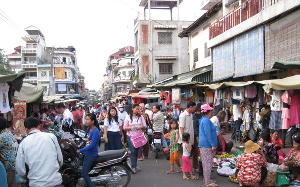 Oruessey Market, Phnom Penh