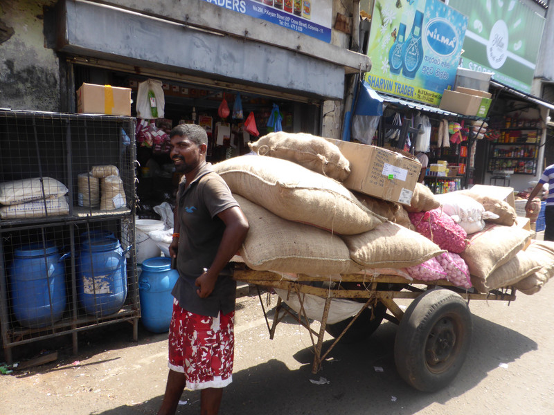 Moving goods in compact Colombo market 