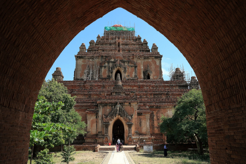 Dhamayangyi temple, Bagan