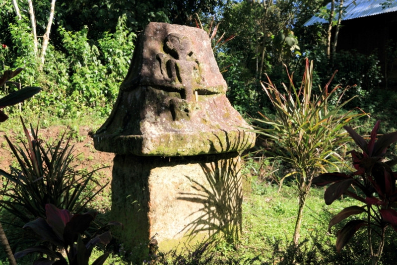 Waruga tomb in Tomahon