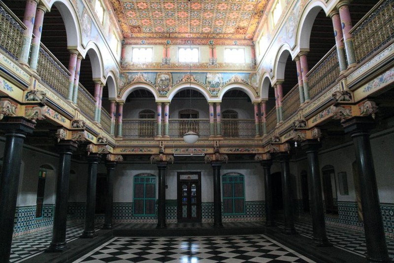 Chettiar mansion, main hall