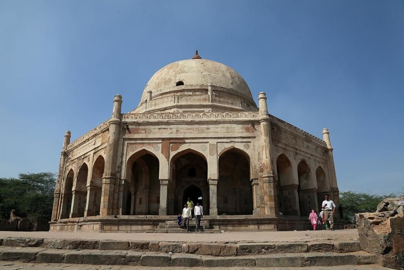 Adham Khan's mausoleum