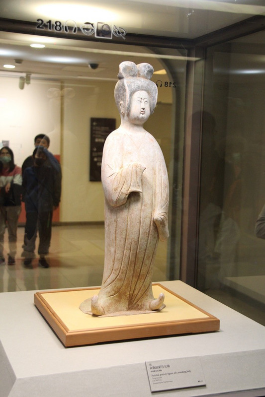 National Palace Museum - Standing Lady.