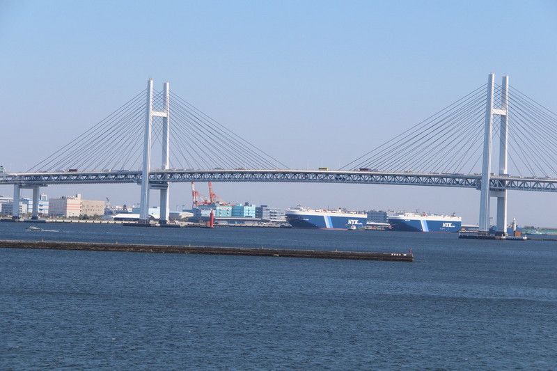 Yokohama - bridge over harbor.