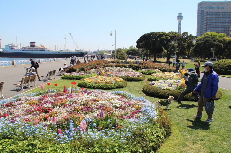 Yokohama - gardens along harbor.
