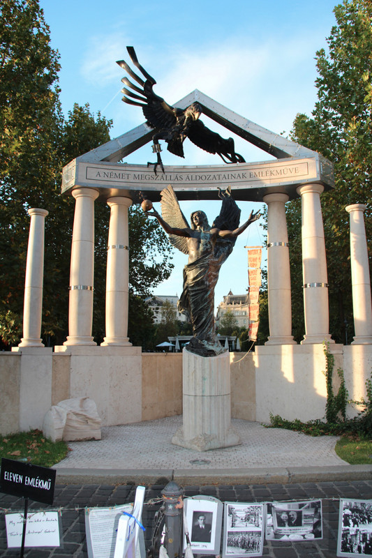 Jewish memorial