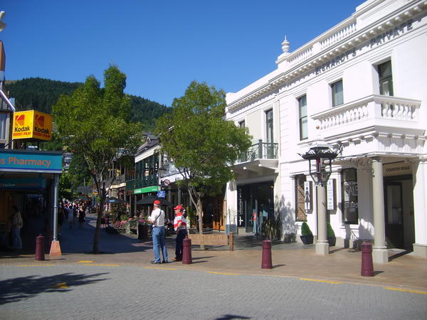 Queenstown Main Shopping Street