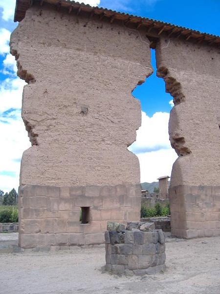 Ruins on the way from Puno to Cusco