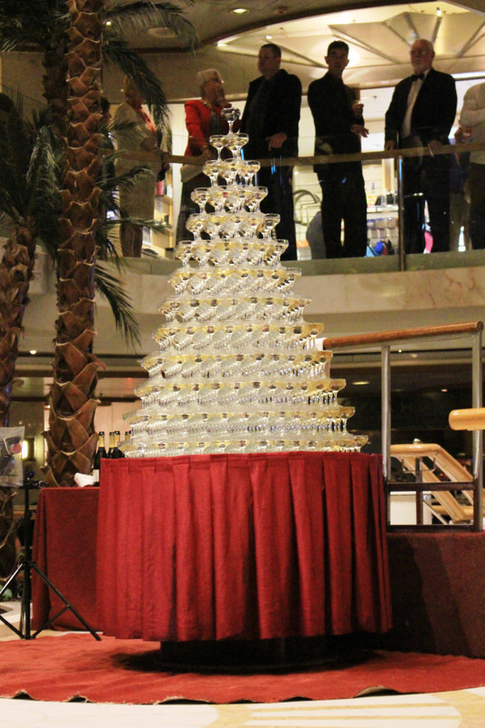 The Champagne waterfall; a tradition at the First Formal night