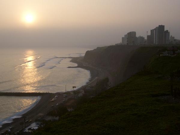 Sunset over the Pacific as seen from Lima