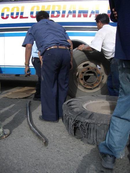 Flat tire on the way to Latacunga
