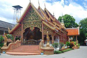 temples in chaing mai