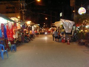 night bazaar in chaing mai