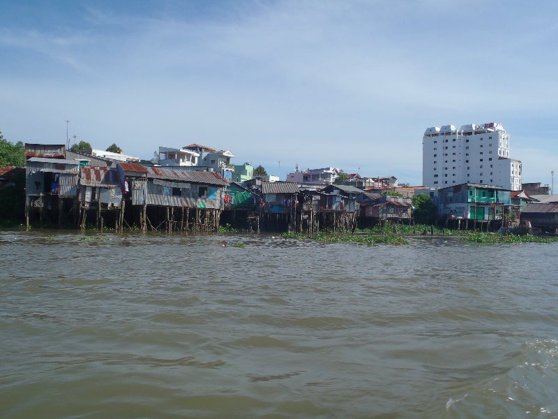 Contrasting development along the banks of the Delta