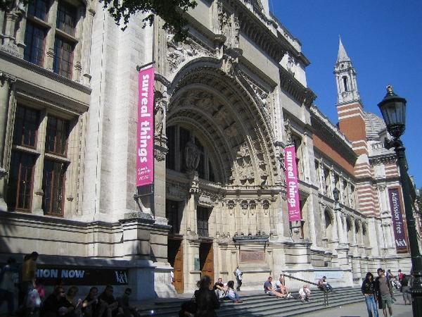 V&A Frontage