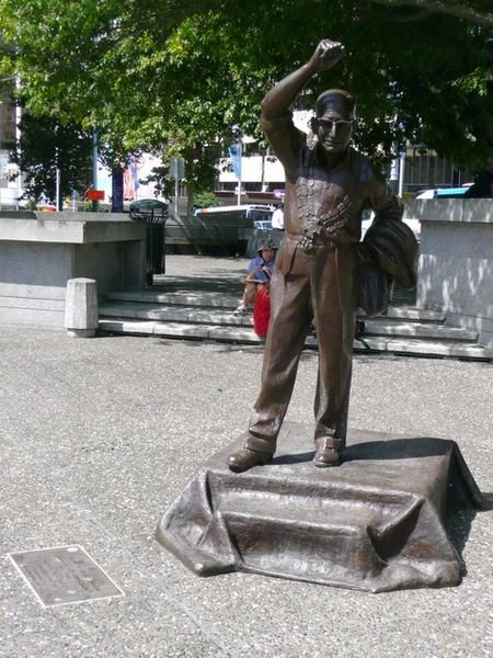 Statue of an ex-Mayor