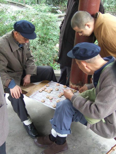 Chinese checkers at the Wenshu Monastery in Chungdu 2