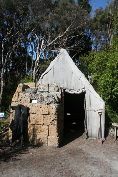 A gumdiggers hut