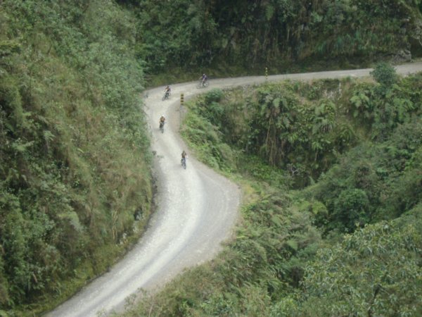 Cycling the death road (2)