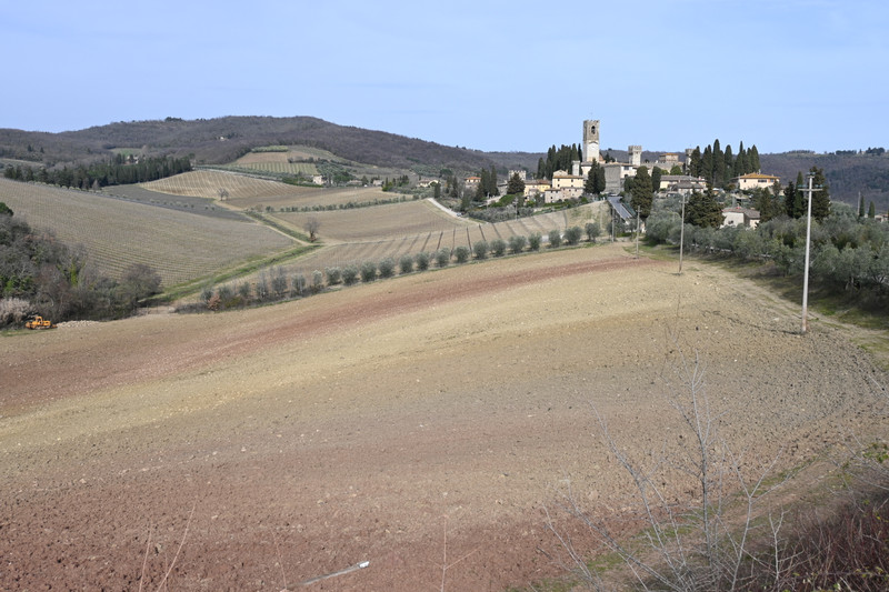 Tuscan Hill village