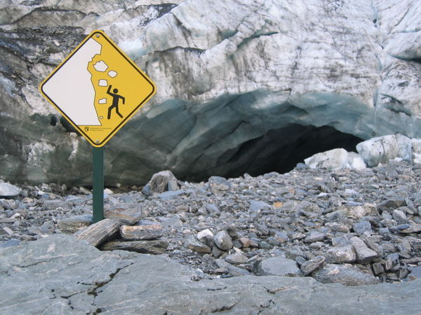 ice cave- very dangerous!
