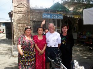 Ladies who ran a tea stall between Bukhara and Samarkand