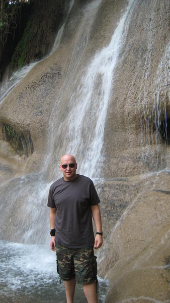 Bren in the waterfall