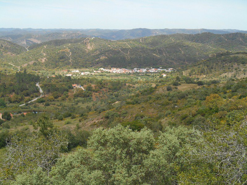 Vista on the road to Sarnadas
