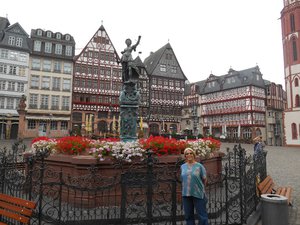 The Frankfurt Square
