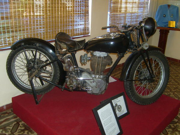Che's Motor Bike