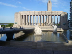 Monumento Nacional de la Bandera, different view