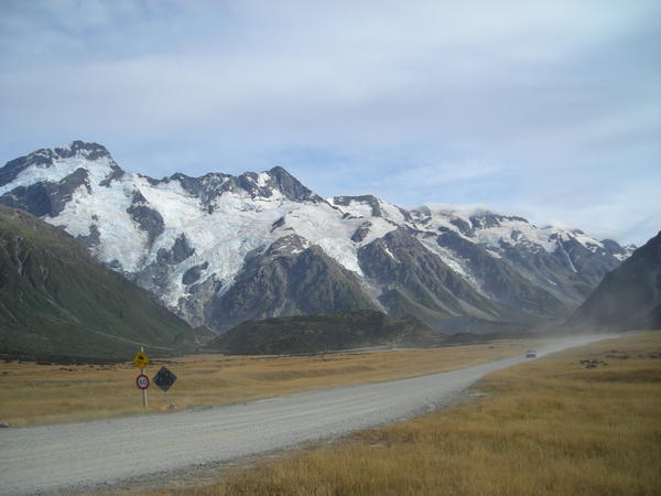 Hooker Valley Mountains