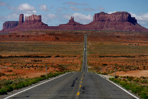 Highyway 163 South approaching Monument Valley