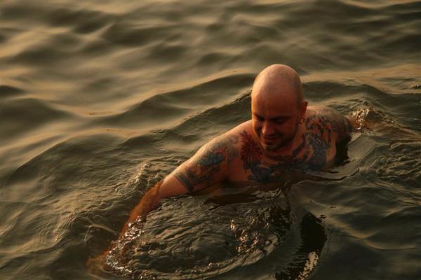 Jeff bathing in the Ganges