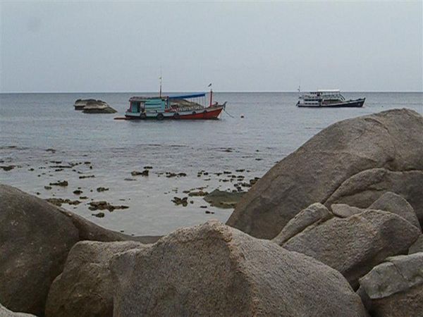 Boats in Tanote Bay