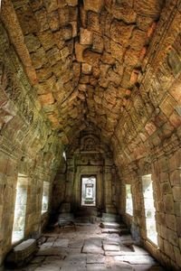 temple cooridoor