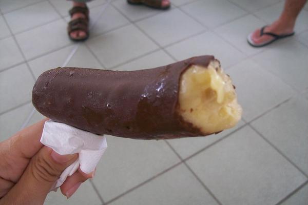 Yum Yum...Frozen Chocolate Banana!