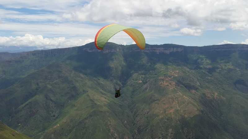 paragliding in San Gil