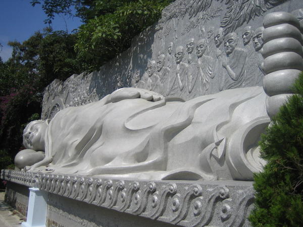 Large reclining Buddha in Nha Trang