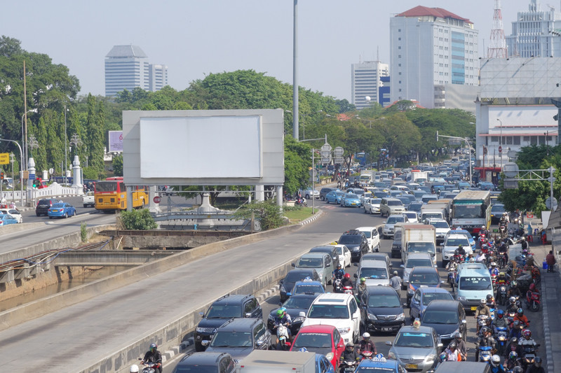 Celá Jakarta je vlastně jedna velká dopravní zácpa