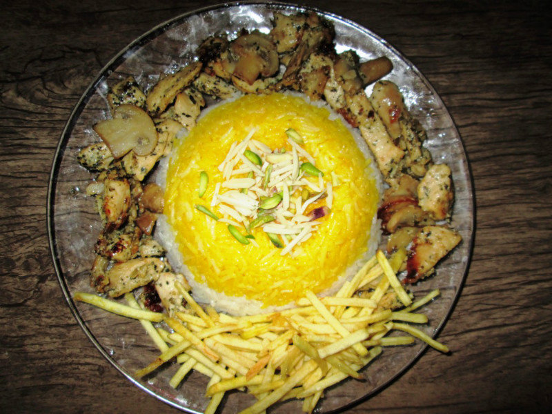 Saffron rice with chicken