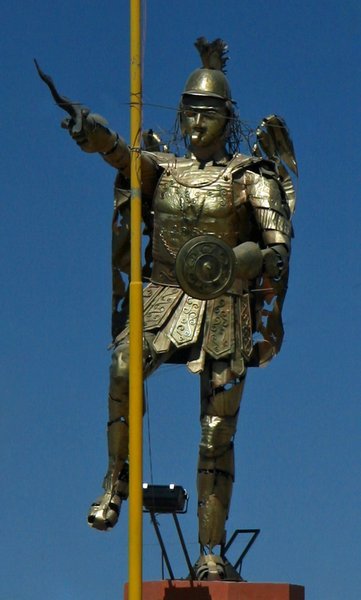 Oruro statues 5