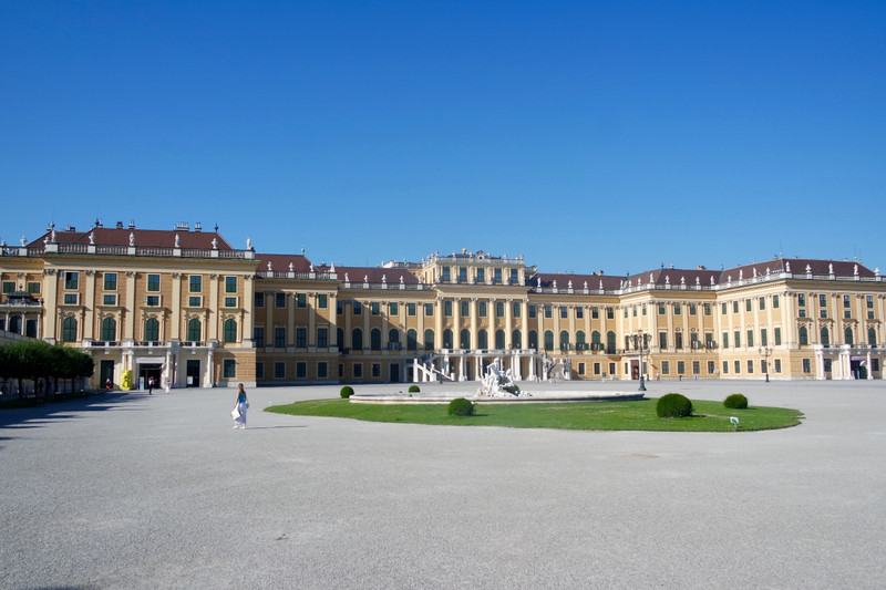 Schonnberg Palace