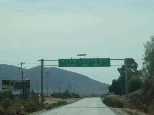 Welcome sign to the Wine Valley