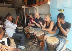 Drum lesson in the market
