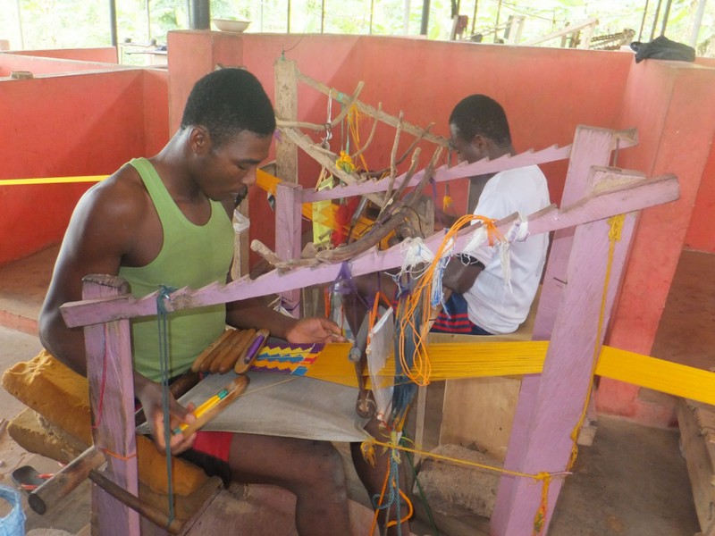 Kinte cloth weavers in the weaving community of Adonwomase